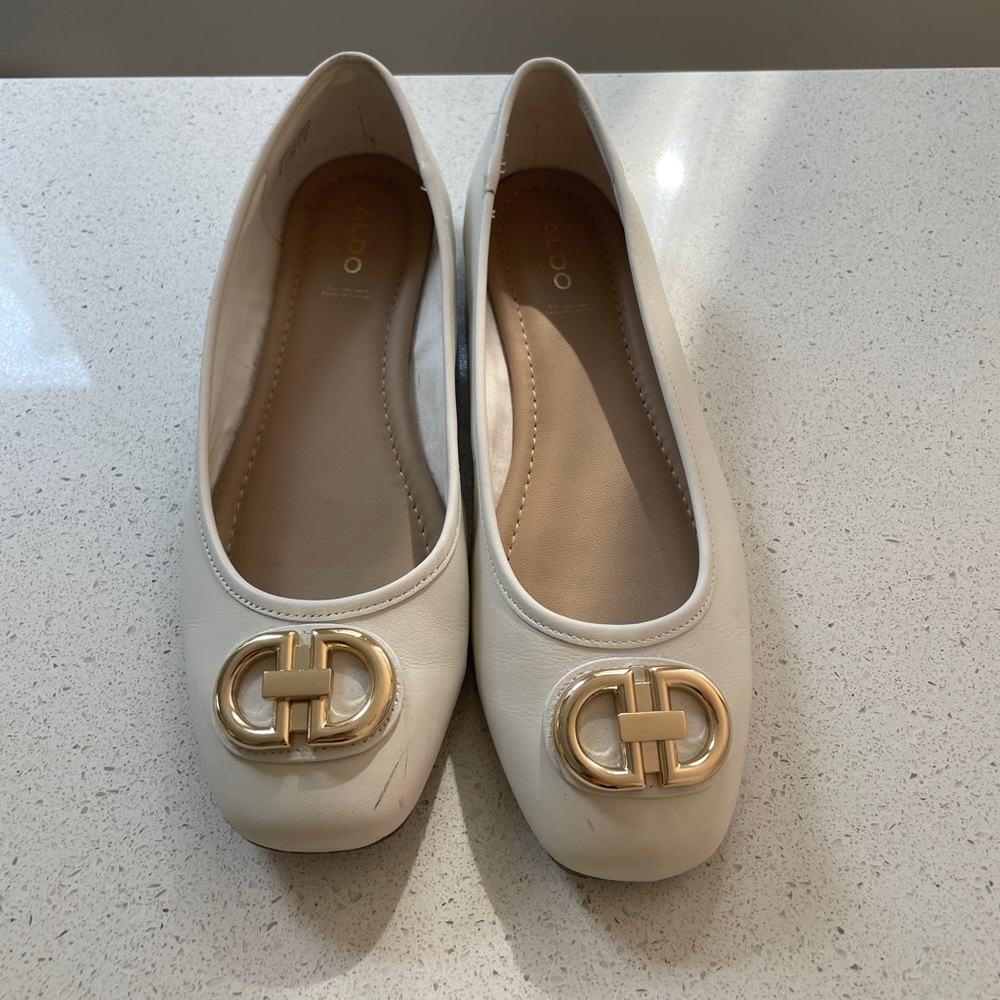 Aldo Women's Cream Flats with Gold Buckle